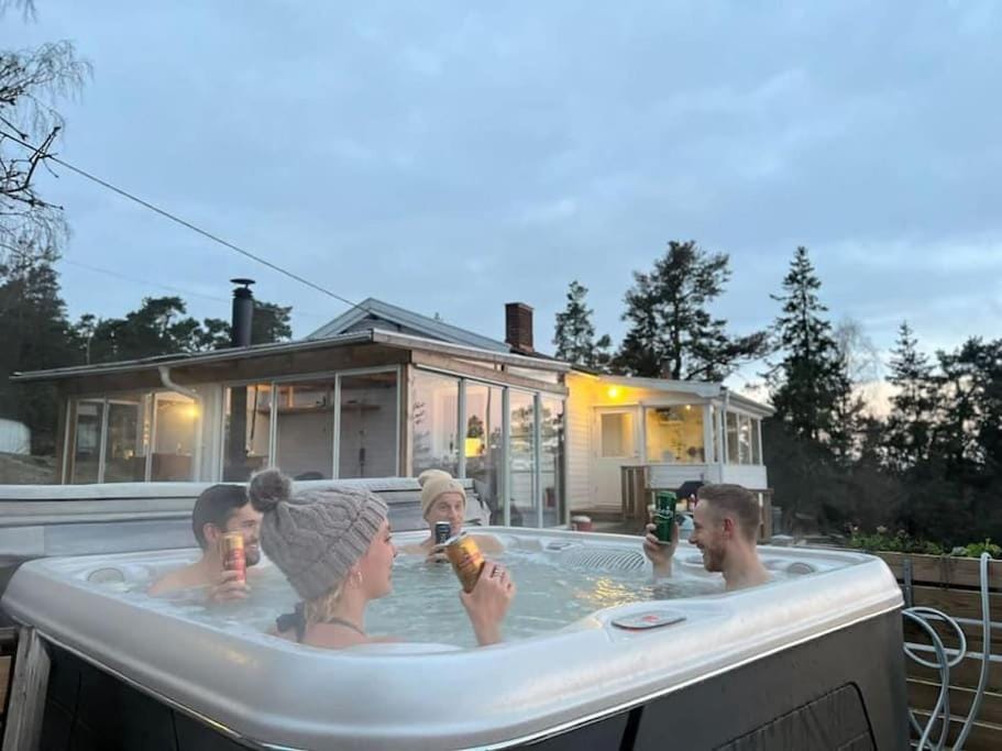 Hot Tub