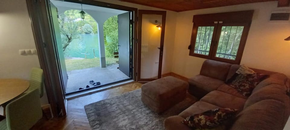 Villa on the lake near Mostar Villa in Federation of Bosnia and Herzegovina