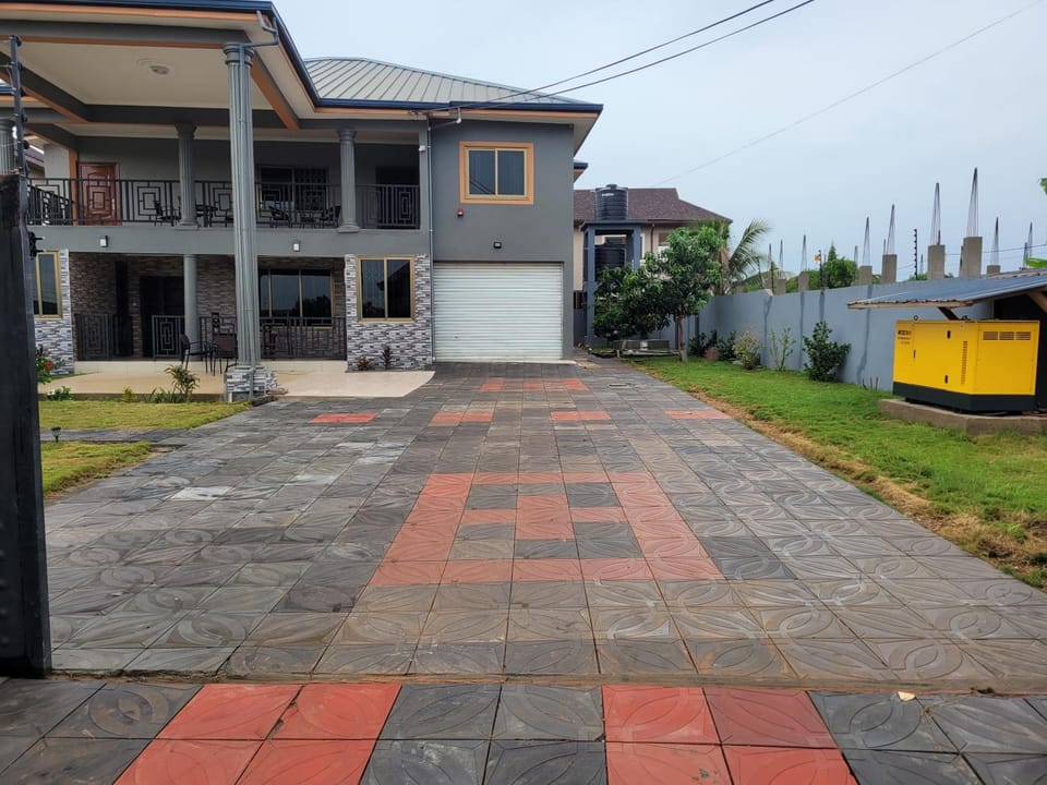 Stylish House with Generator - Tema Community 25 House in Greater Accra Region, Ghana