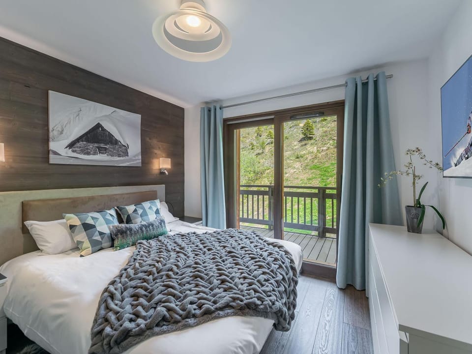 Appartement avec Jacuzzi et Parking à Courchevel Apartment in Saint-Bon-Tarentaise
