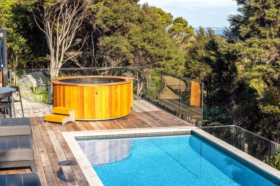 Hot Tub, Hot Tub, Swimming pool