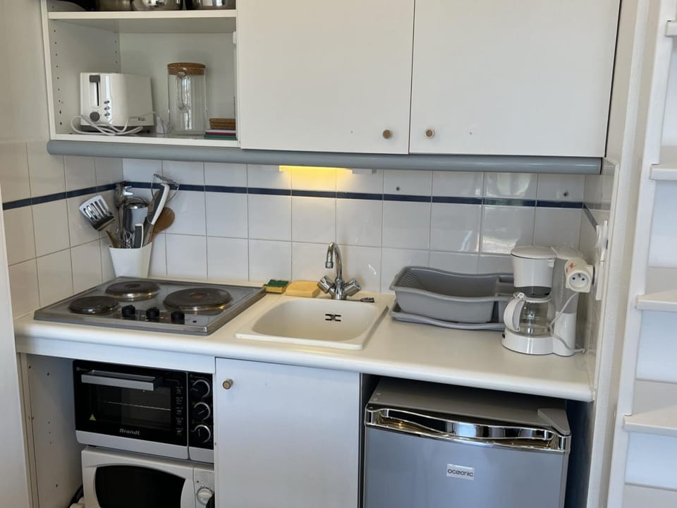Appartement 2 pièces en bord de mer avec accès direct à la plage de Cabourg, proche Thalassothérapie - FR-1-487-336 Apartment in Cabourg