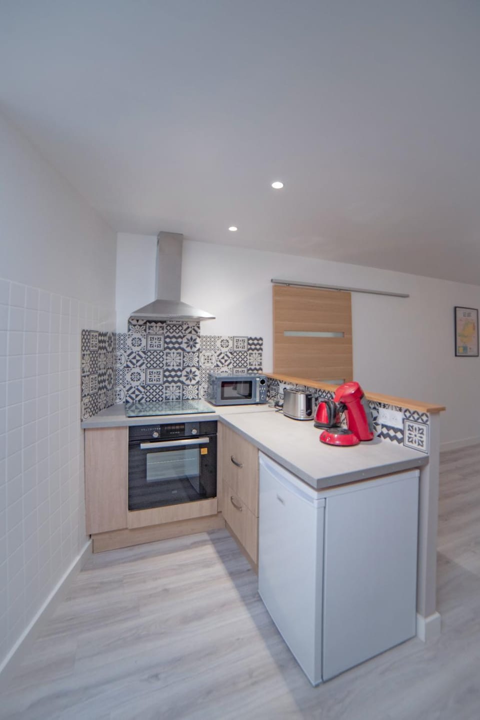 Kitchen or kitchenette