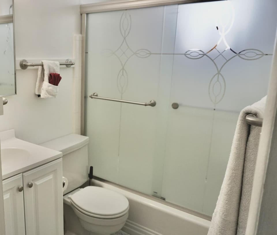 Bright 1 bedroom Near U of U, Hospitals, Downtown House in Salt Lake City