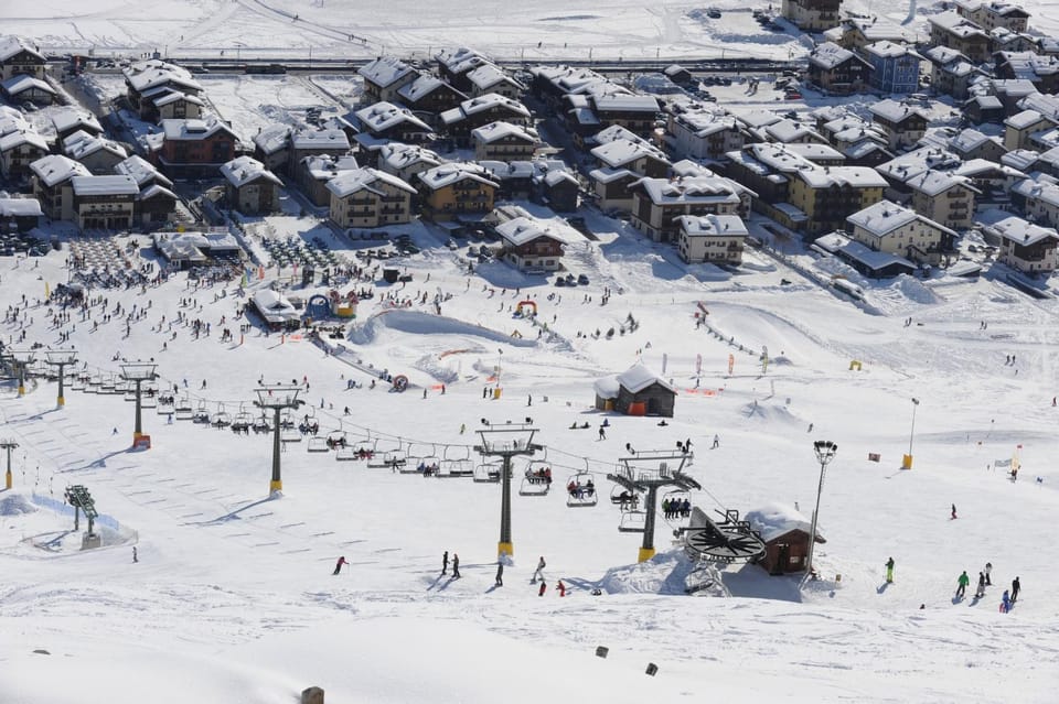 Skiing