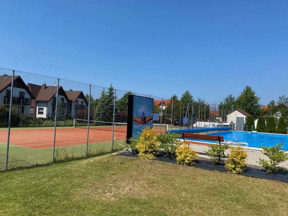 Apartament szafirowy z basenem koło Łeby Apartment in Pomeranian Voivodeship