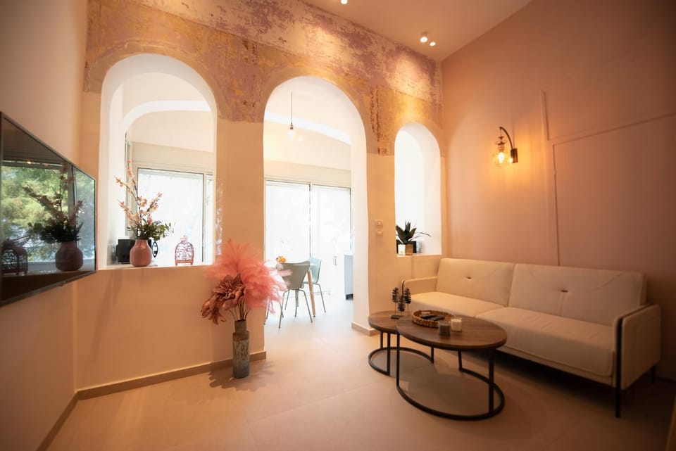 TV and multimedia, Living room, Seating area
