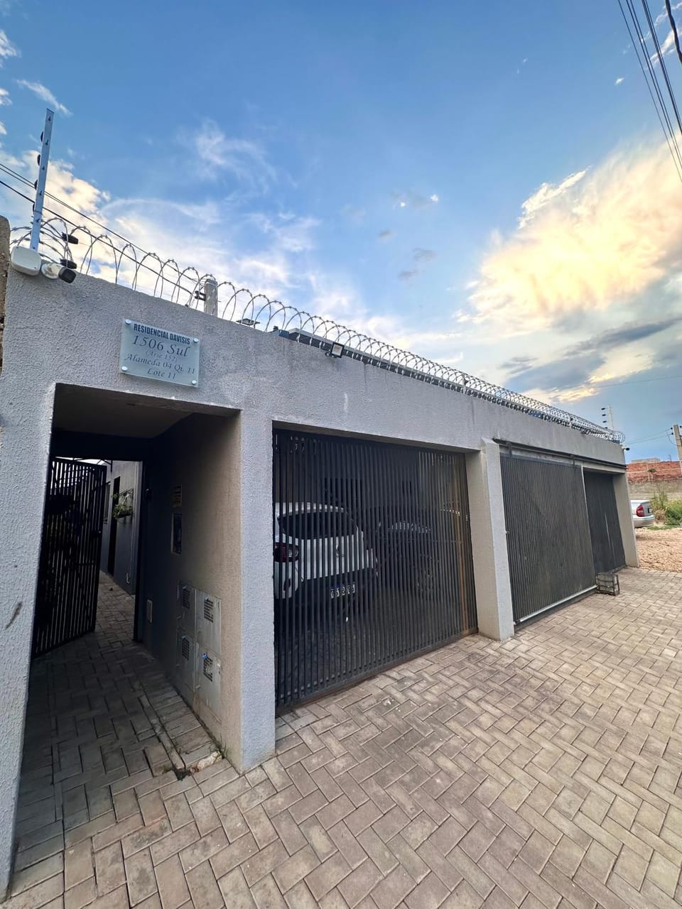 Property building, Day