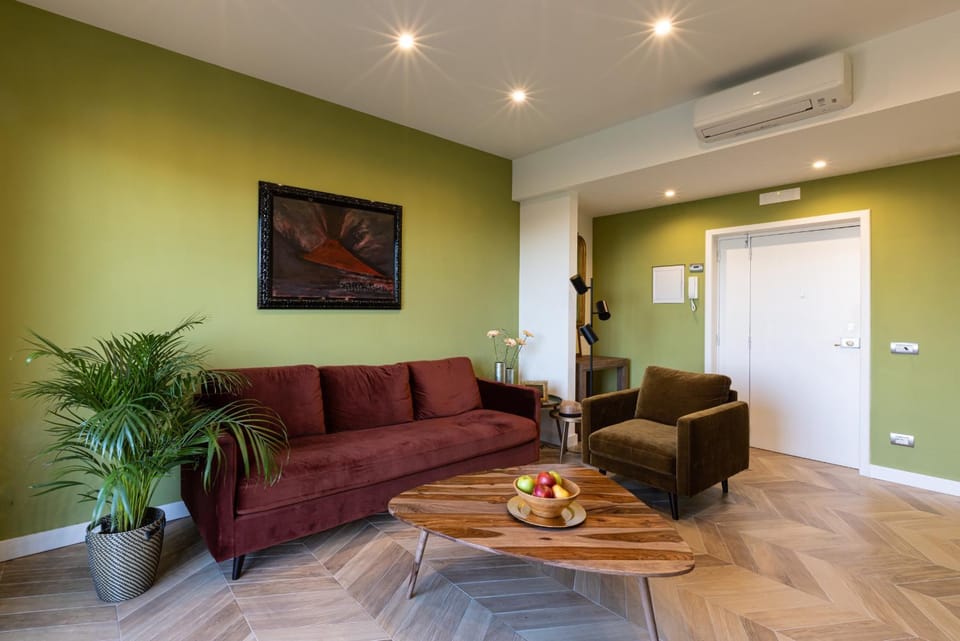 SorrentoVibes - Amazing Home with terrace & view Sorrento Center Apartment in Sorrento