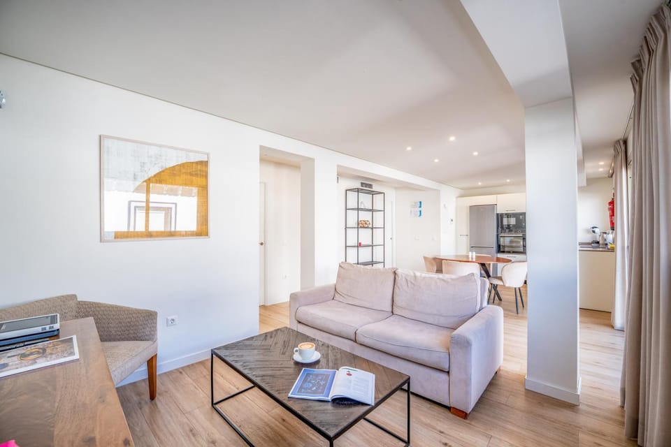 TV and multimedia, Living room, Dining area