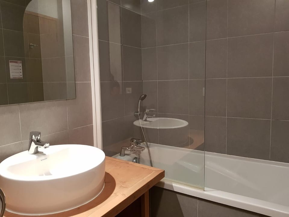 Résidence Roc Belleface C - Appartement 3 pièces 8 personnes à Arc 1600 à côté des pistes et des commerces, avec accès gratuit à la piscine et au sauna de MAE-1998 Apartment in Bourg-Saint-Maurice