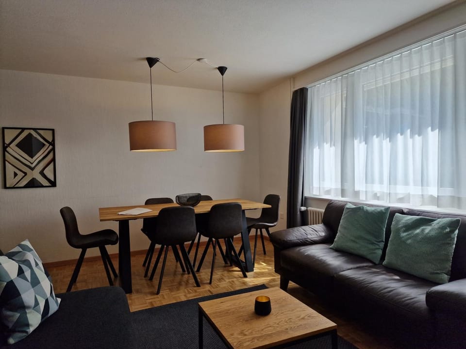 Living room, Seating area, Dining area