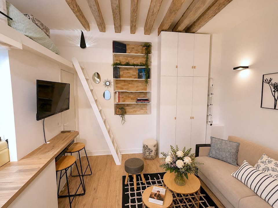 TV and multimedia, Living room, Bedroom, wardrobe