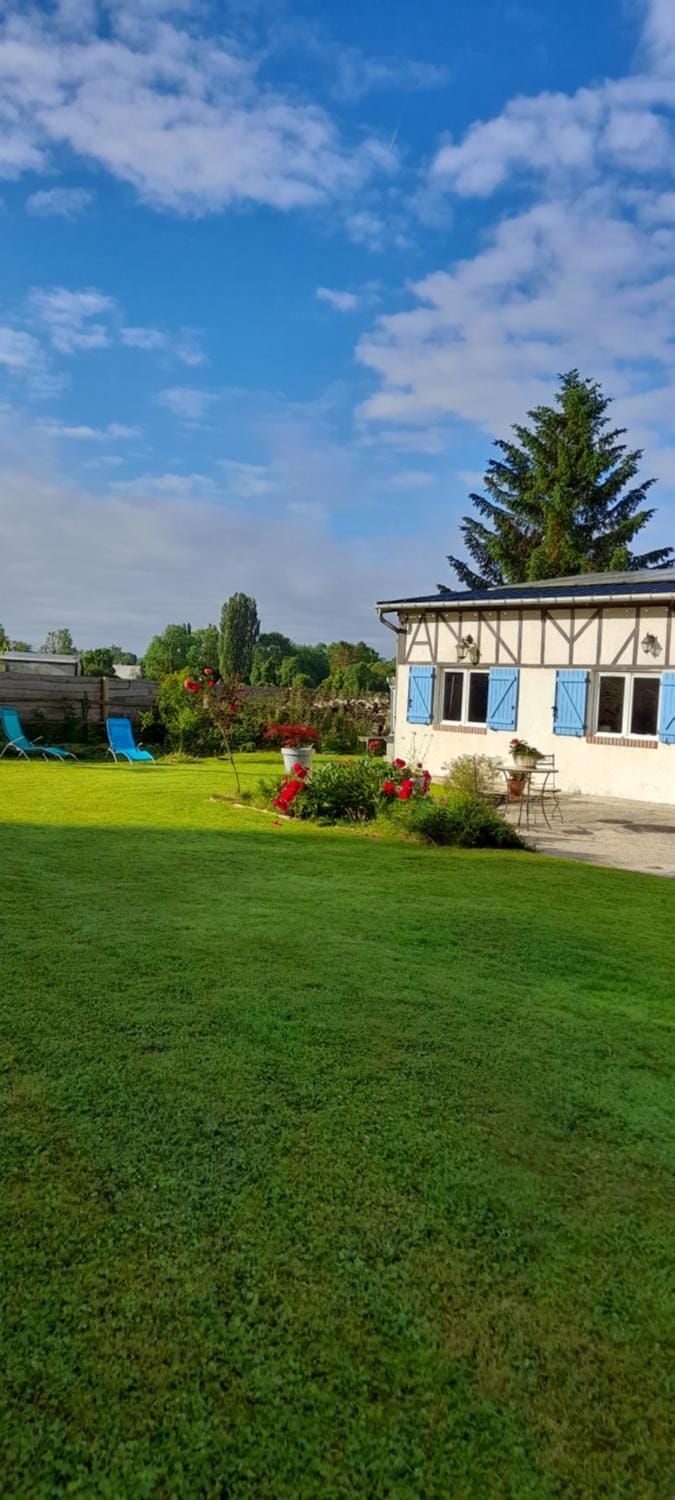 La clé des champs Bed and Breakfast in Normandy