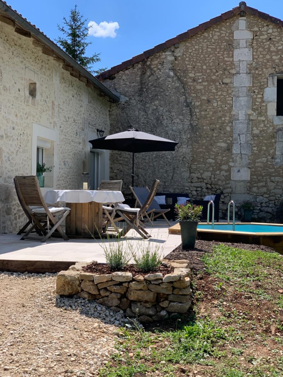 Patio, Pool view, Swimming pool