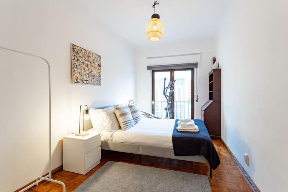 Vita Portucale ! Lapa Vintage Apartment Apartment in Lisbon