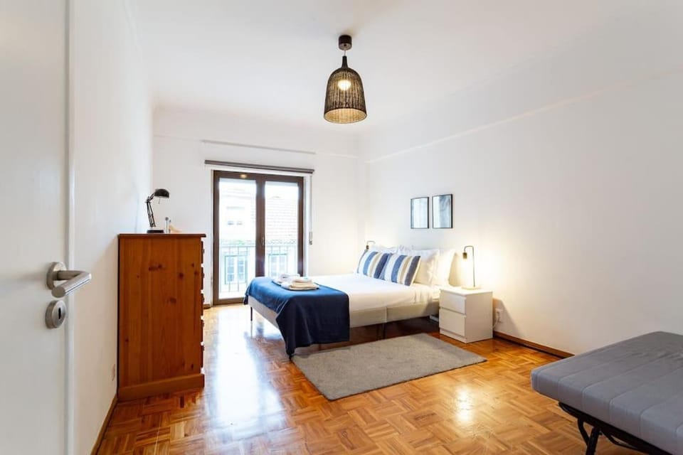 Vita Portucale ! Lapa Vintage Apartment Apartment in Lisbon