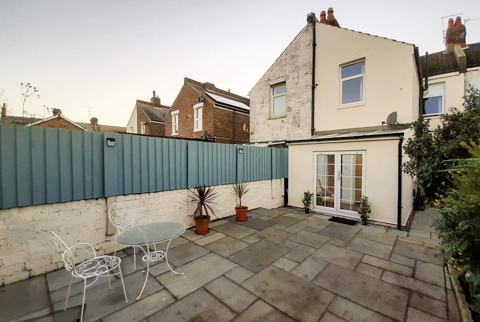 Patio, Garden