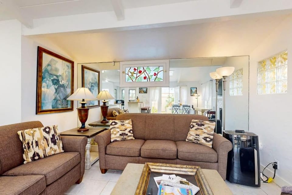 Relaxation Station House in Corona Del Mar