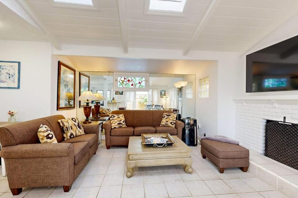 Relaxation Station House in Corona Del Mar