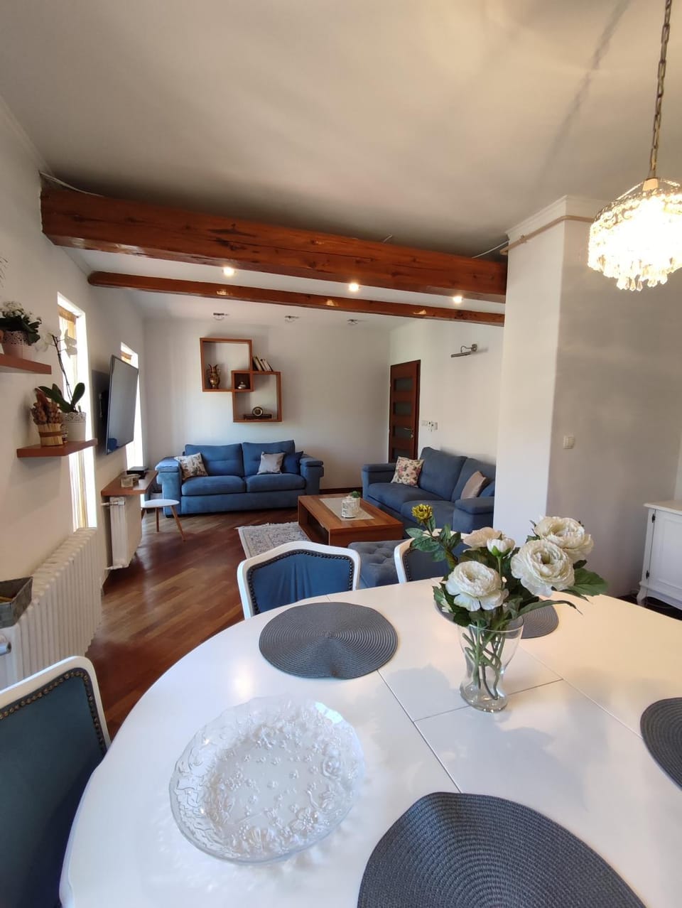 Communal lounge/ TV room, Living room