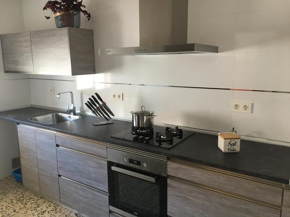 Kitchen or kitchenette, dishwasher, pet friendly, stove, washing machine, kitchen
