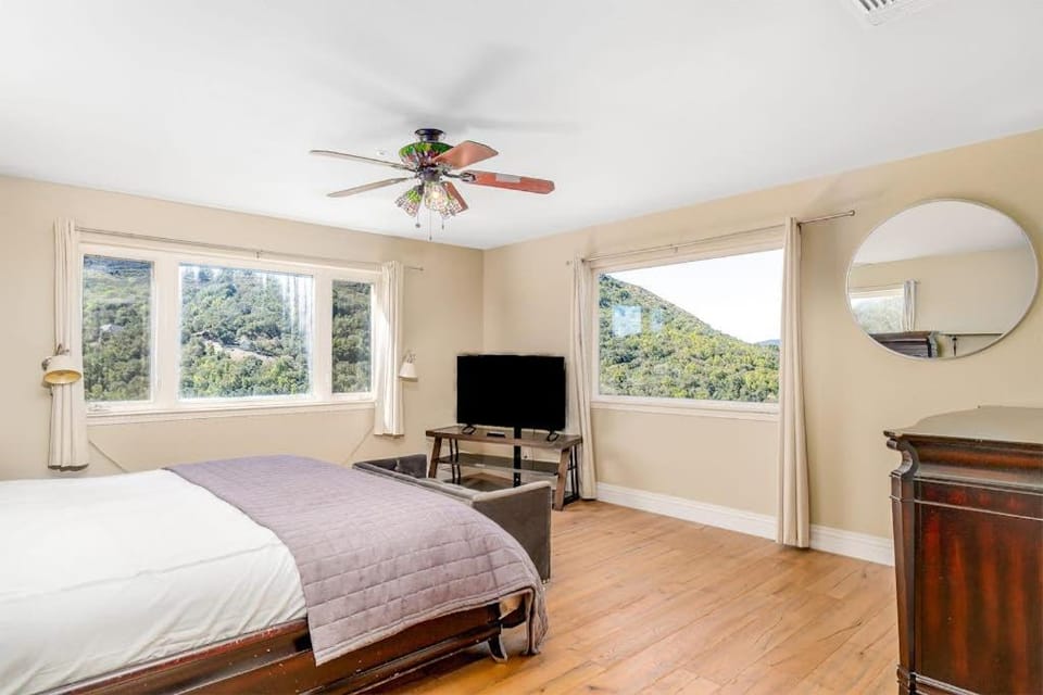 Hilltop Heaven House in Atascadero