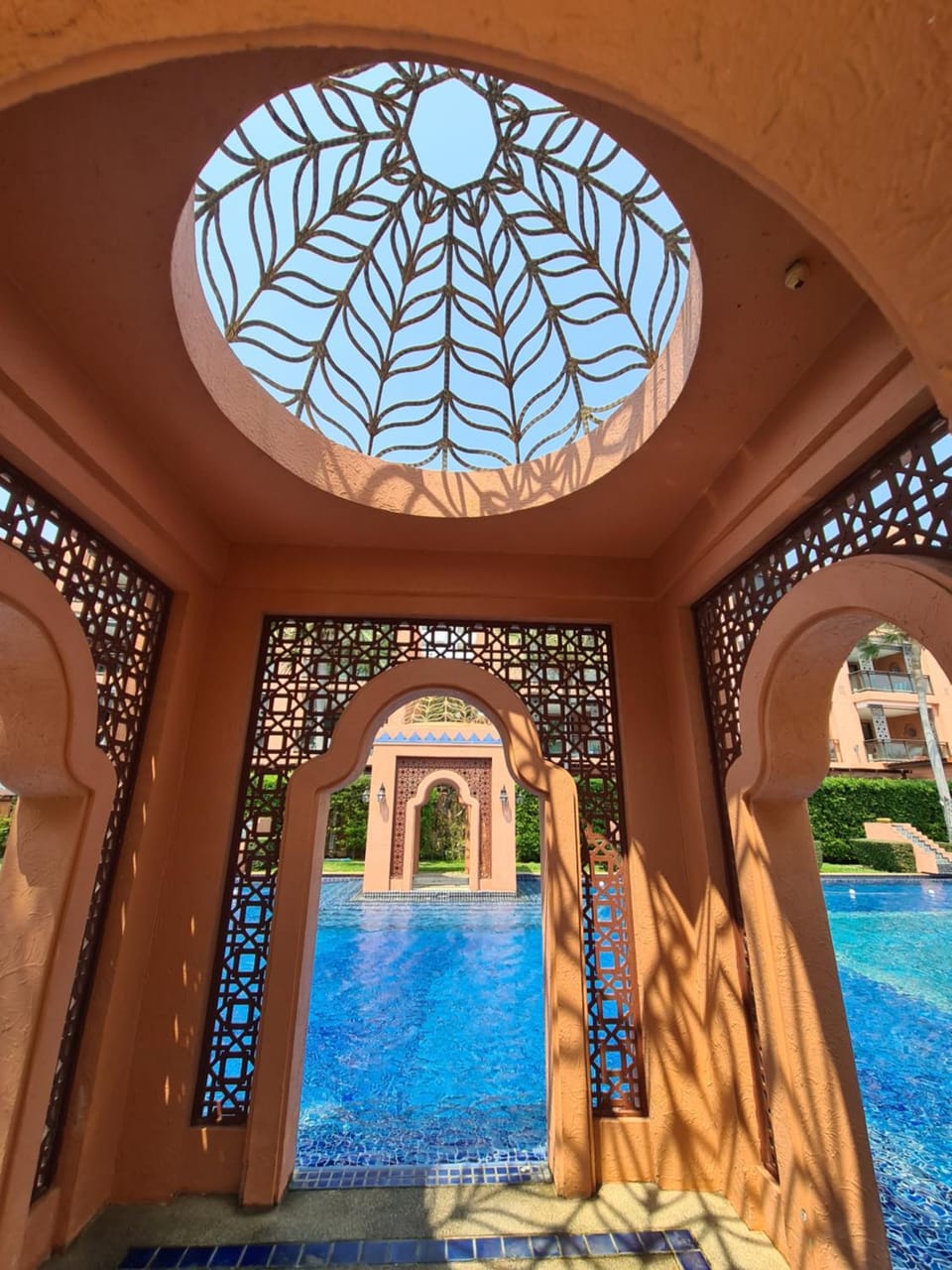 Swimming pool