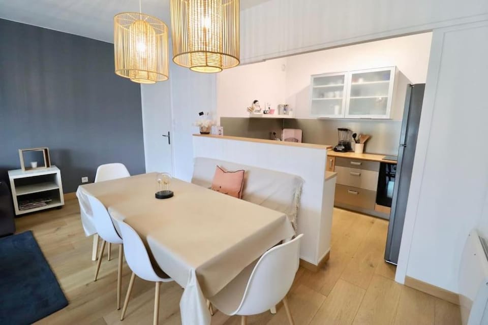 Bel apt 6 pers, 2 chambres avec balcon et parking Apartment in Hauts-de-France