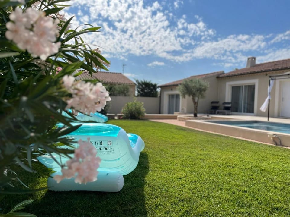 Garden, Garden view