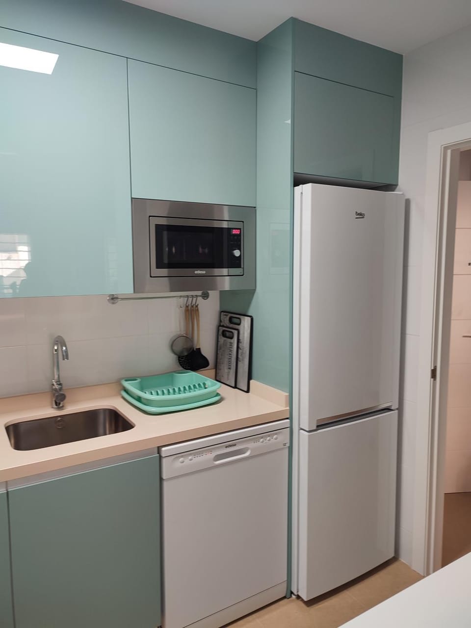 Kitchen or kitchenette, Living room