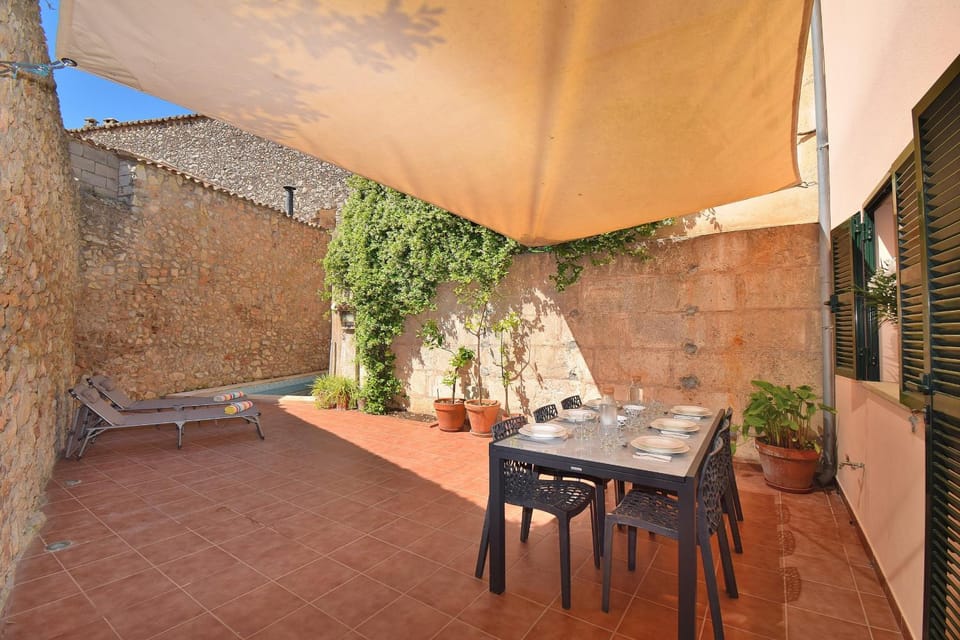 Patio, Off site, BBQ facilities, Balcony/Terrace, Dining area, Pool view, Swimming pool, Swimming pool