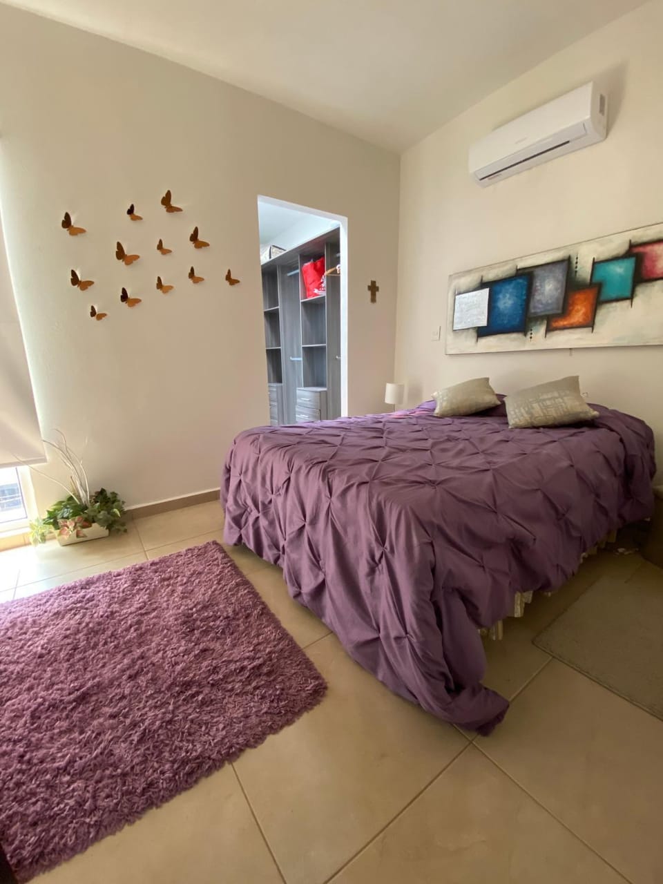 Bed, Bedroom, air conditioner