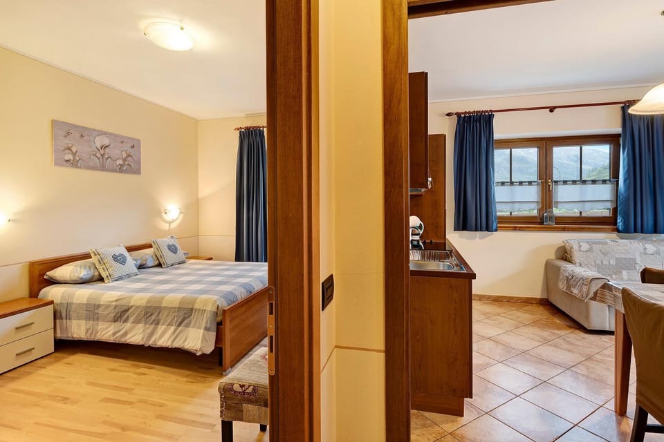 Living room, Bedroom