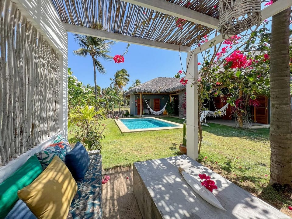 Casa super charmosa com piscina em Icaraizinho! House in State of Ceará