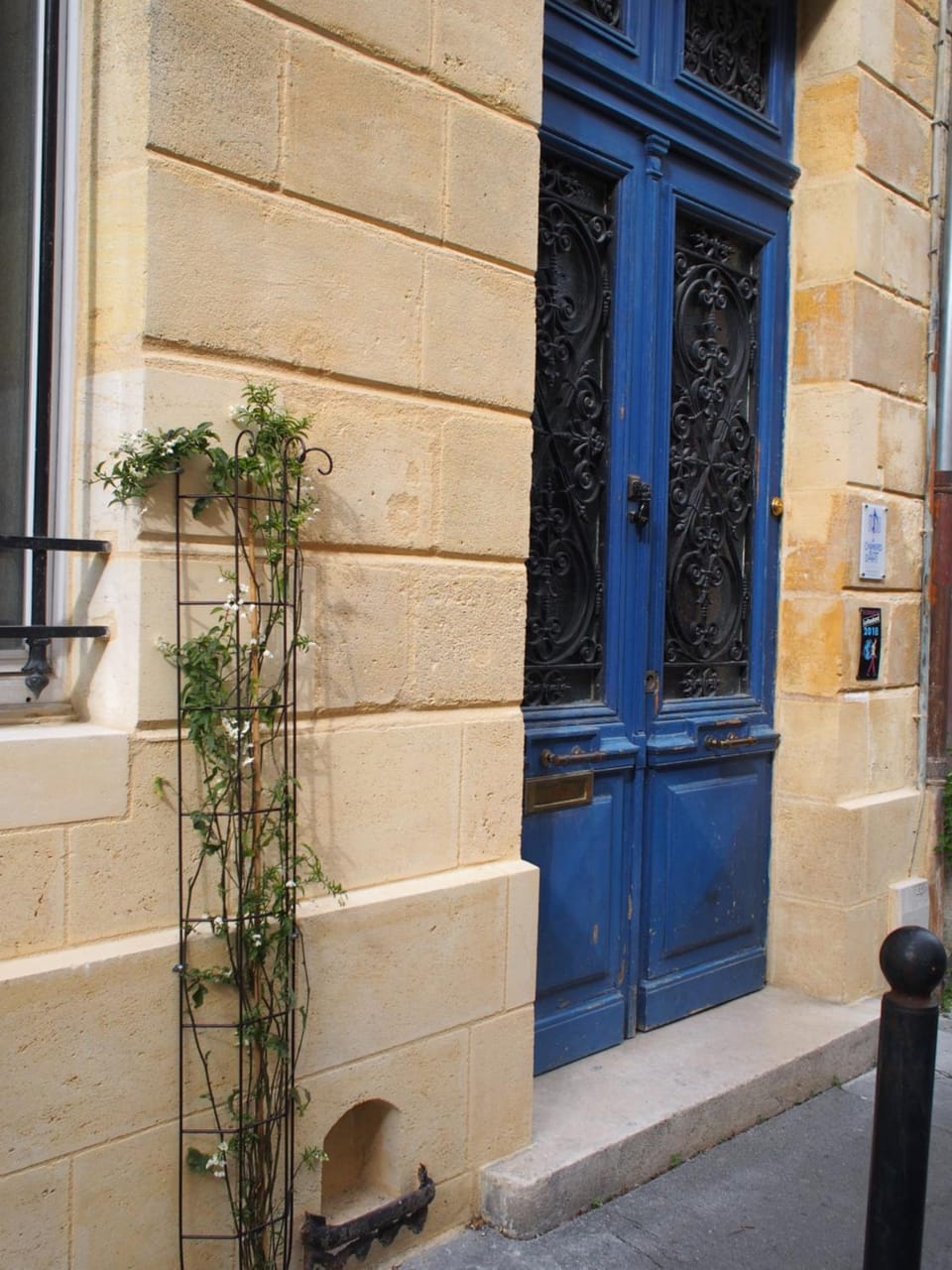 Les Chambres d'Art Bed and Breakfast in Bordeaux