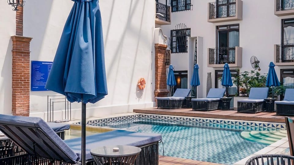 Pool view, Swimming pool