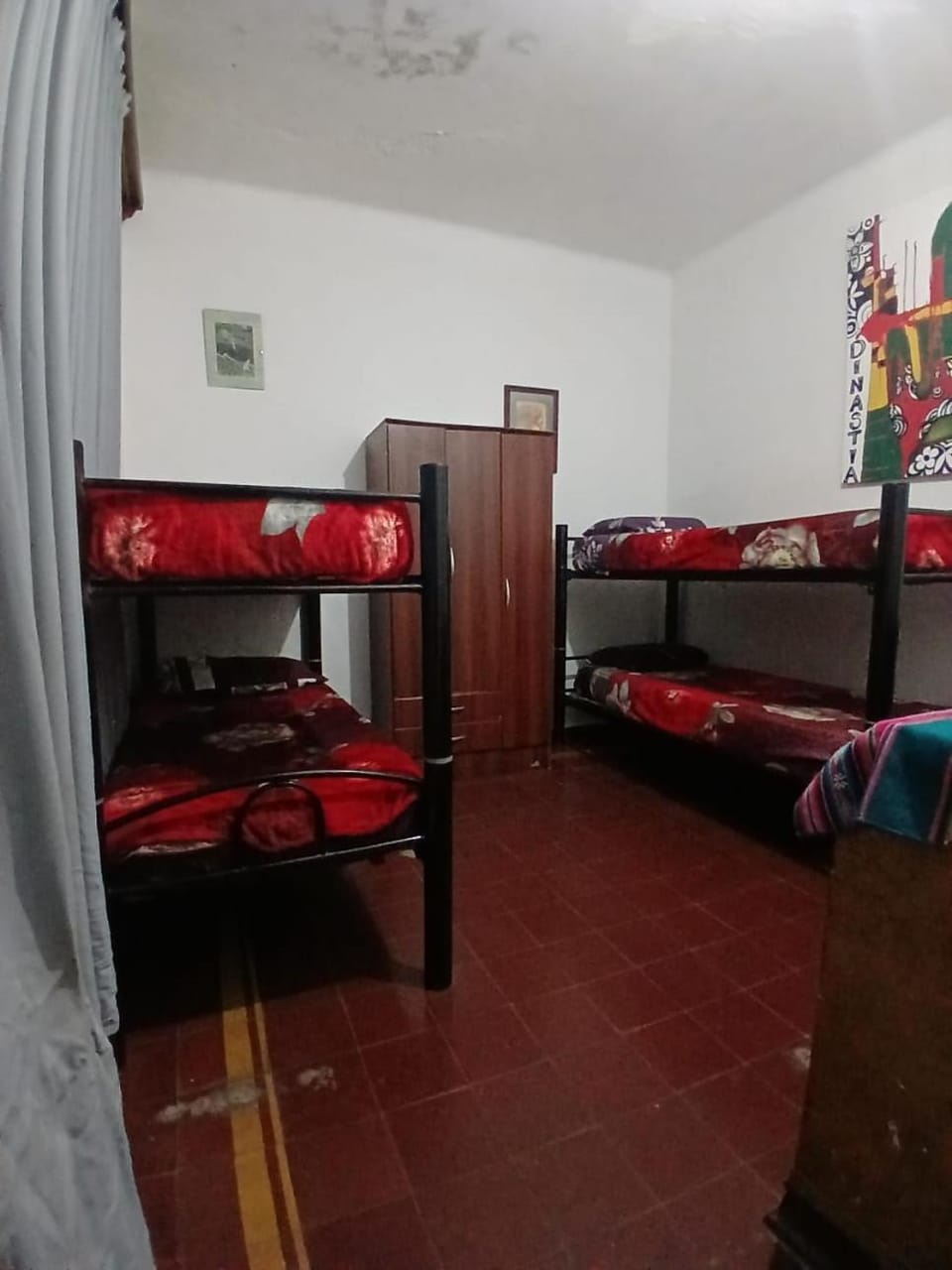 Photo of the whole room, bunk bed