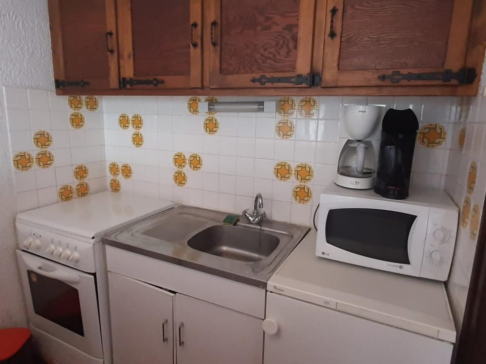 Studio à Morzine, 30m², 4 pers, balcon, parking, wifi - FR-1-524-73 Apartment in Montriond
