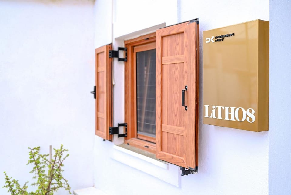 Lithos Suites by Premium Key Apartment in Skiathos