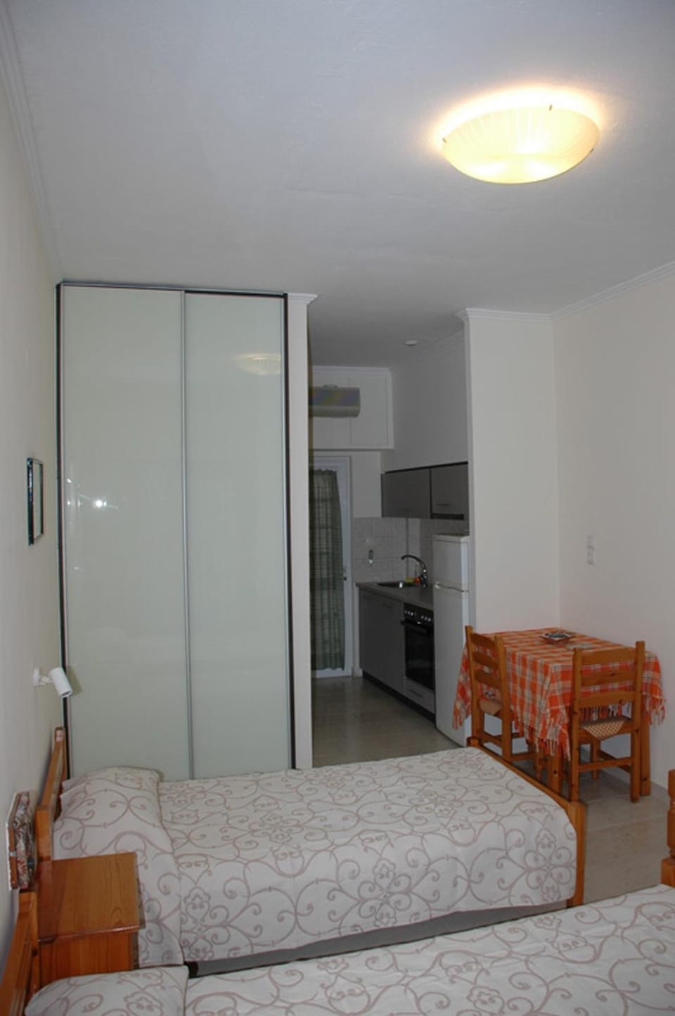 Kitchen or kitchenette, Photo of the whole room