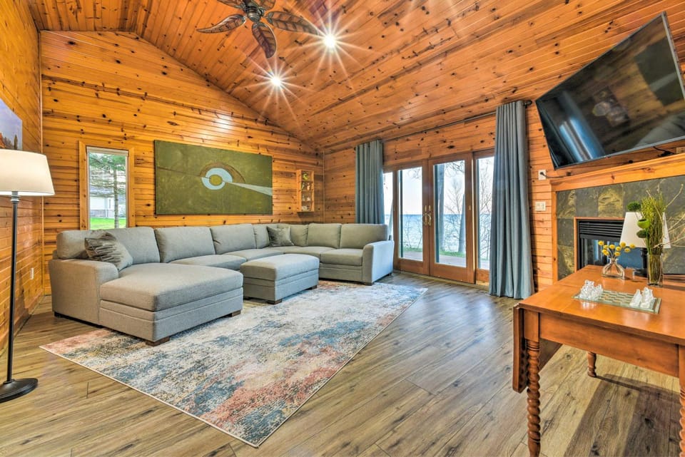 Lakefront Applegate Retreat w/ Private Beach! House in Michigan