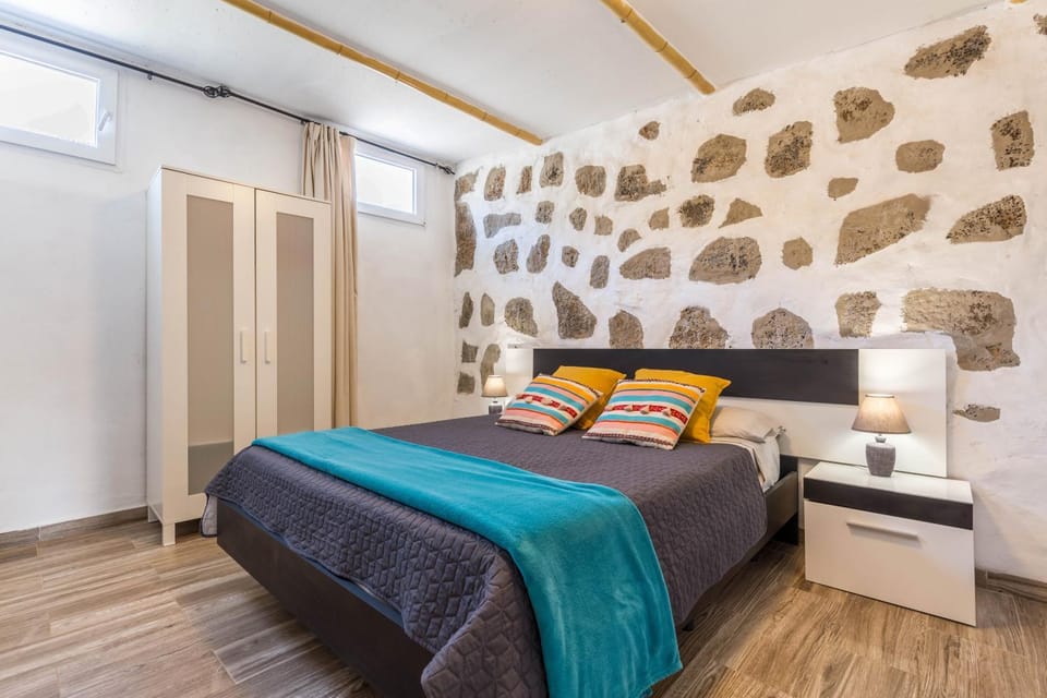 Living room, Bedroom