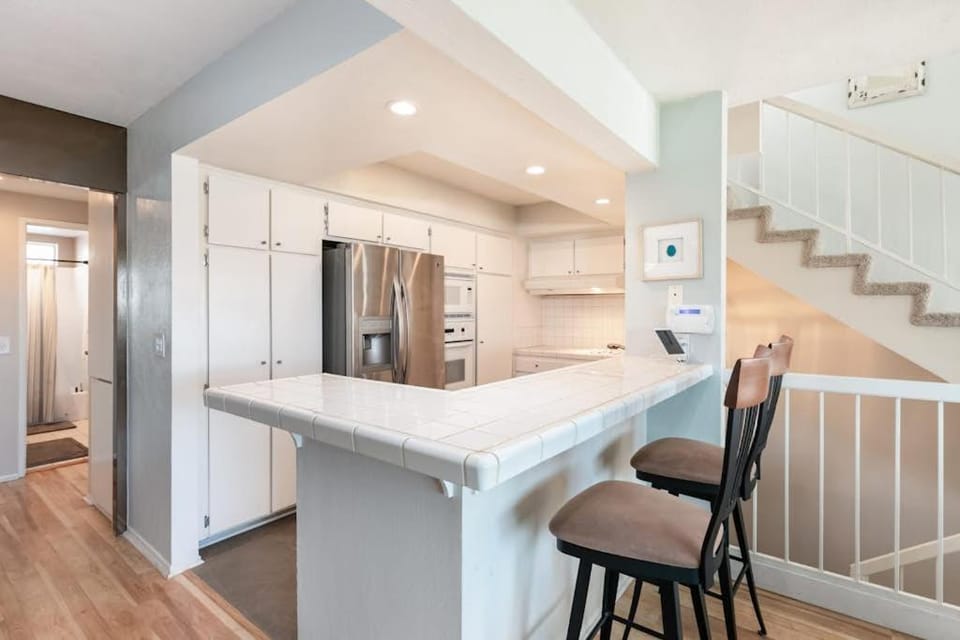 Sunset Palace House in Hermosa Beach