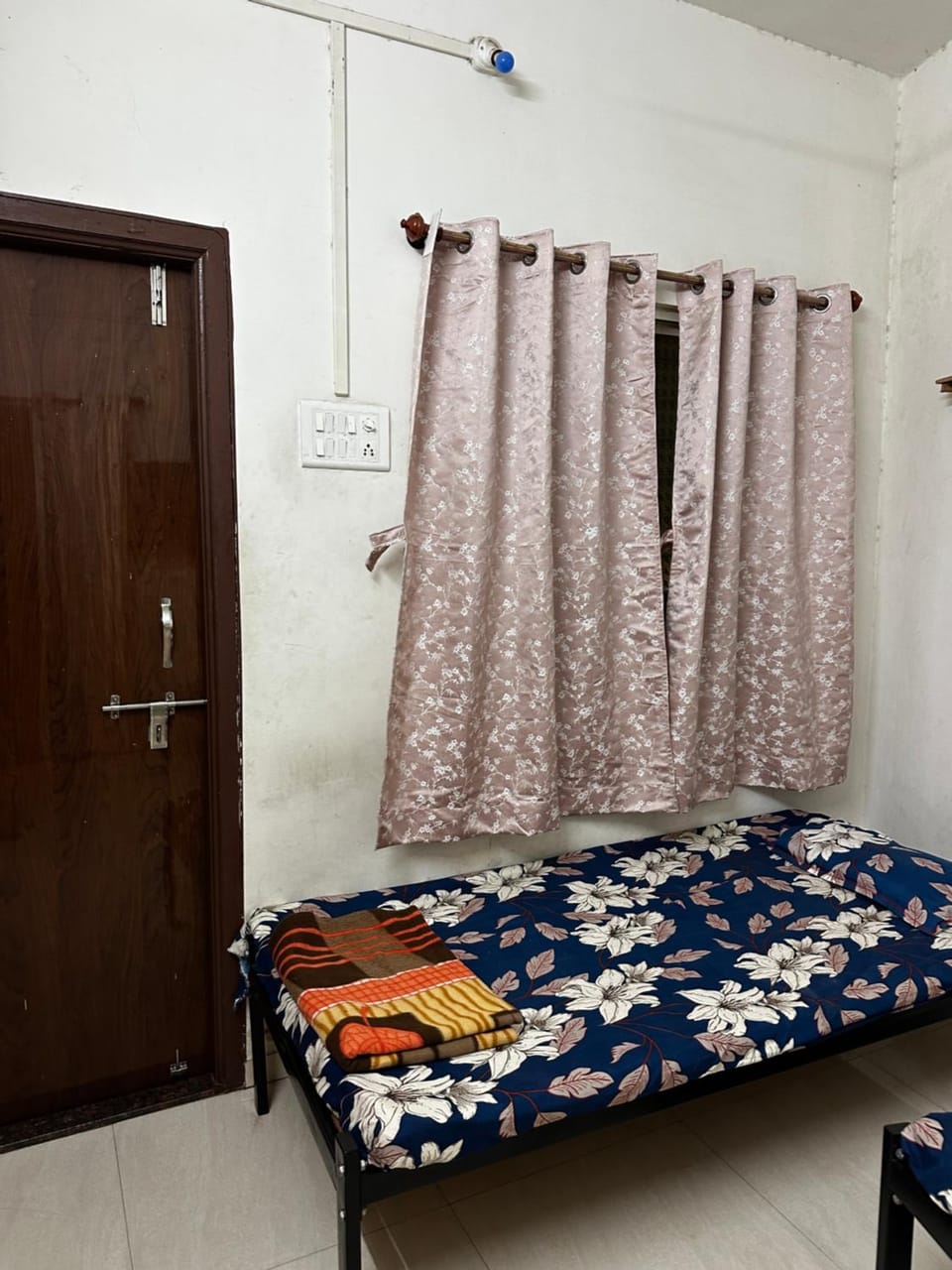 Shree Sadguru Krupa Yatri Niwas House in Karnataka