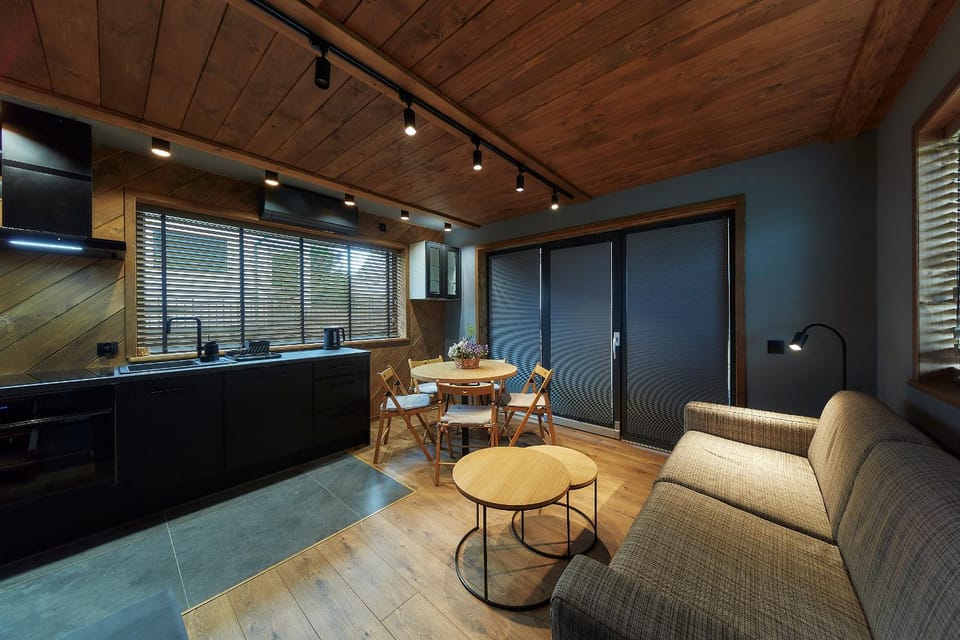 Kitchen or kitchenette, Living room