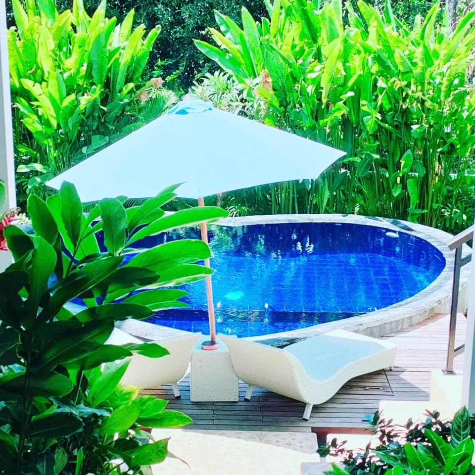 Garden view, Swimming pool