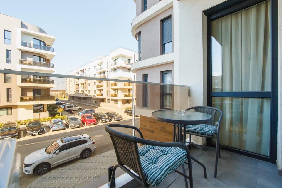 Property building, View (from property/room), View (from property/room), City view, City view