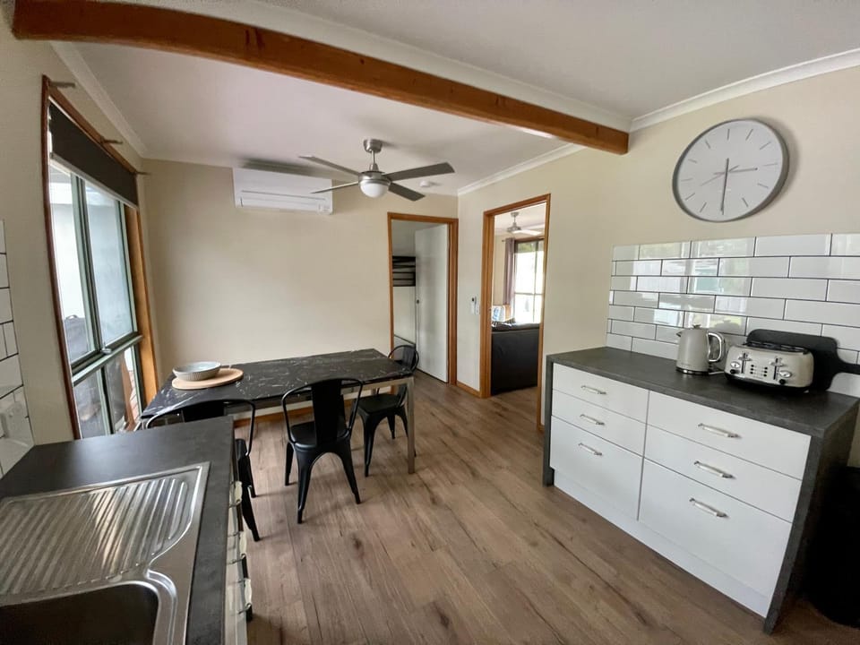 Vacation on Nation House in Inverloch