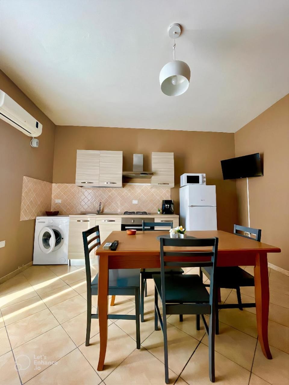 TV and multimedia, Living room, Seating area, kitchen